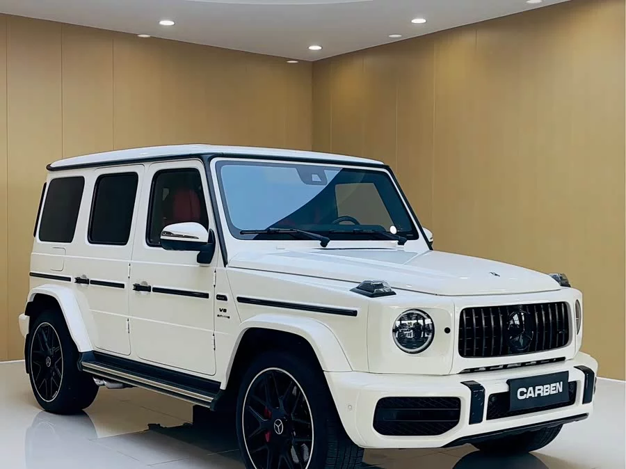 Mercedes Benz G-rated