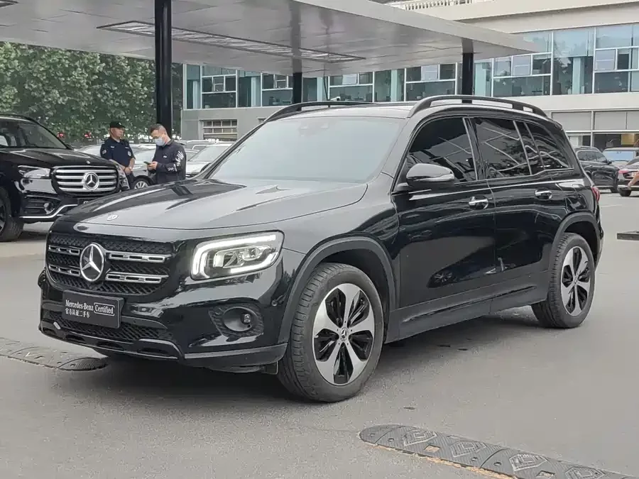 Mercedes Benz GLB