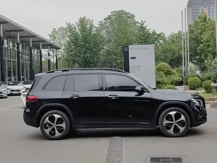 Mercedes Benz GLB