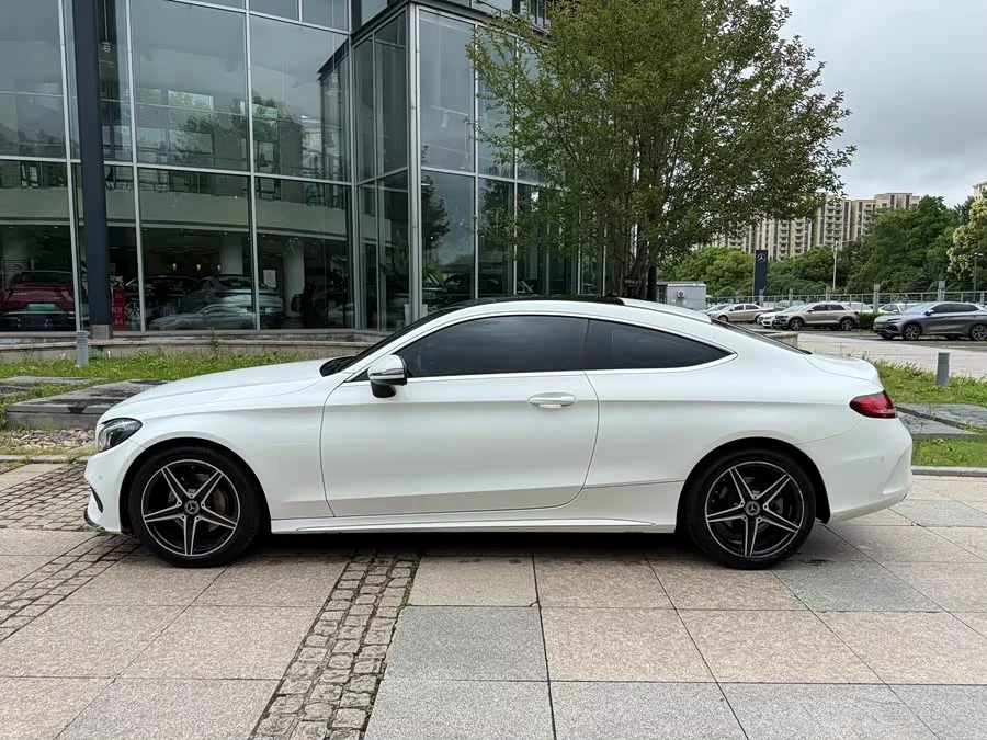 Mercedes-Benz C-Class