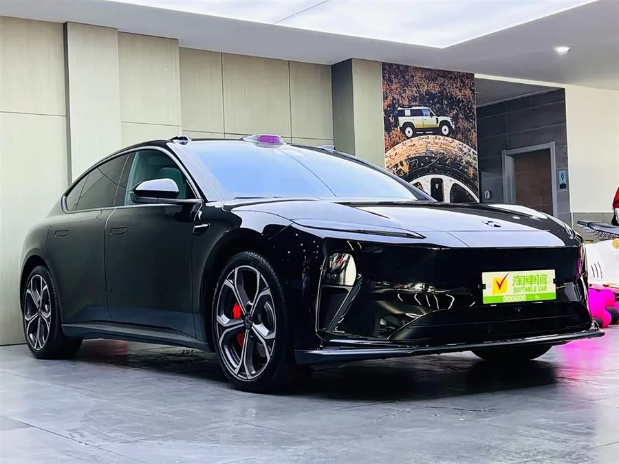 NIO ET5