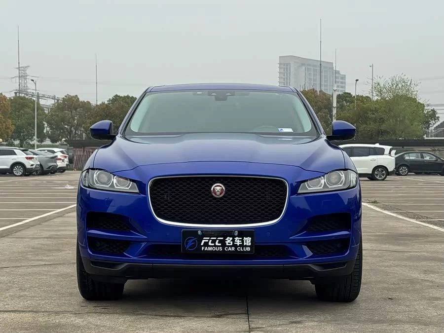 Jaguar F-PACE