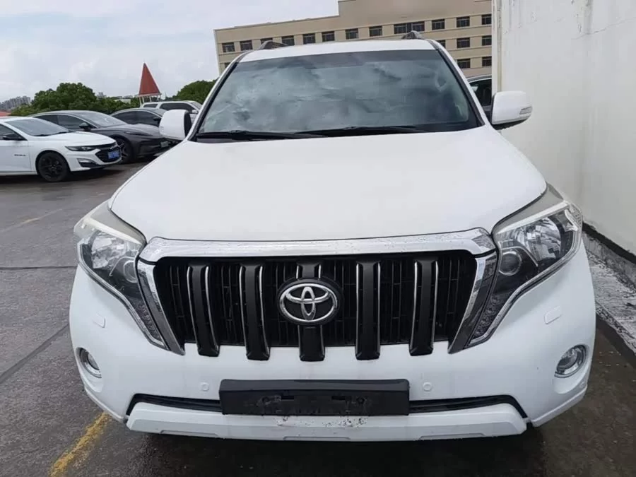 Toyota Prado