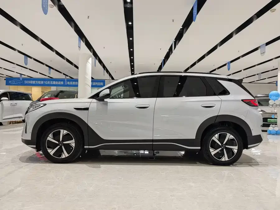 BYD Sea Lion 05 EV