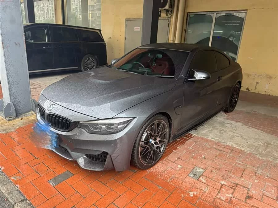 BMW M4