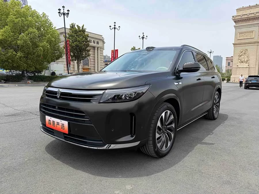 AITO Wenjie M7