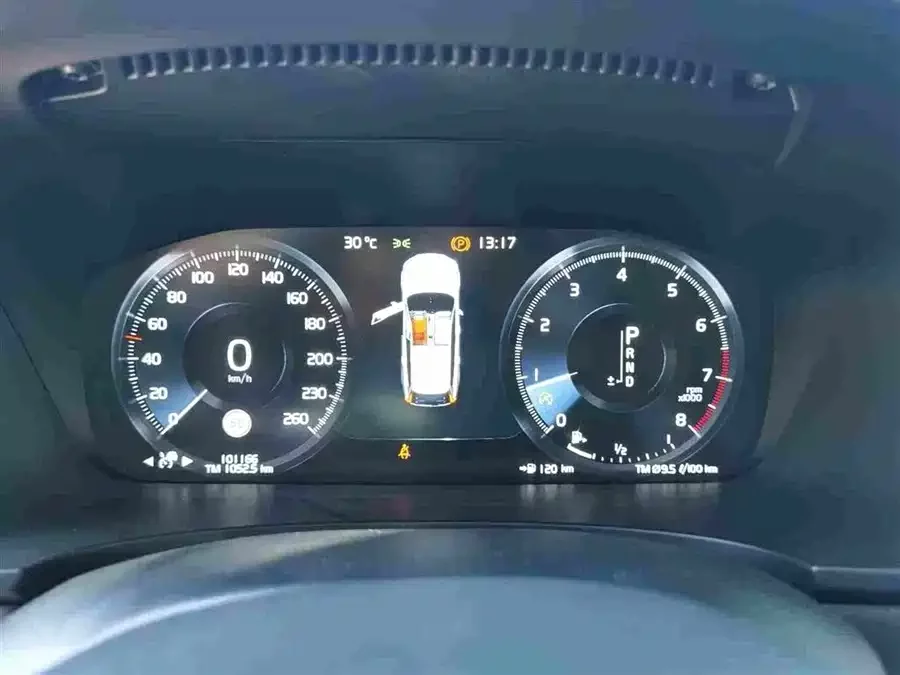 Volvo V90