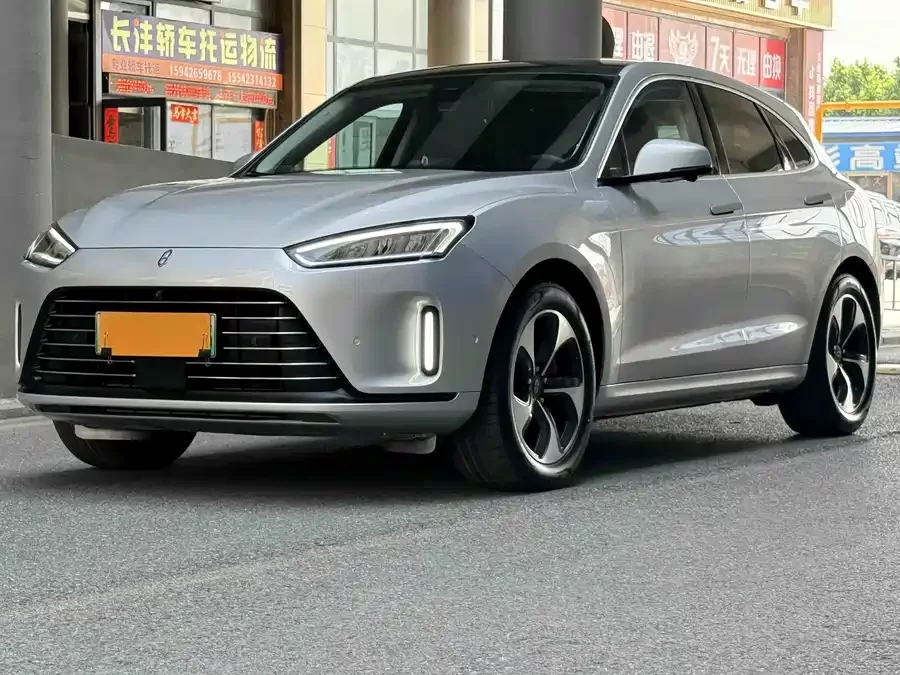 AITO Wenjie M5