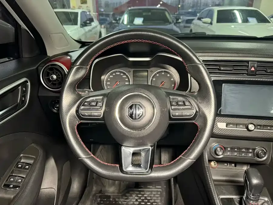 MG ZS