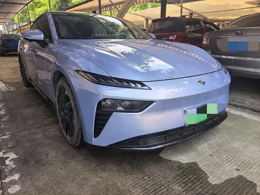 Dongfeng eπ007