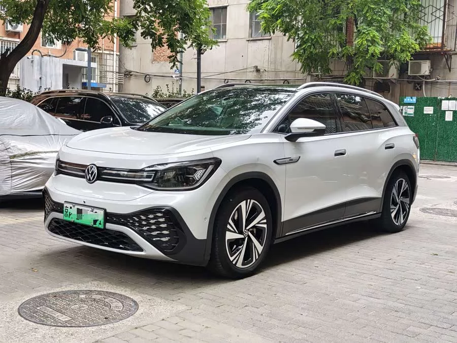 Volkswagen ID.6 CROZZ