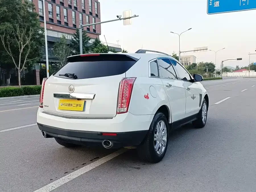 Cadillac SRX