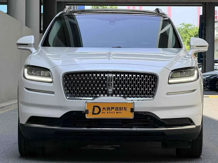 Lincoln Navigator