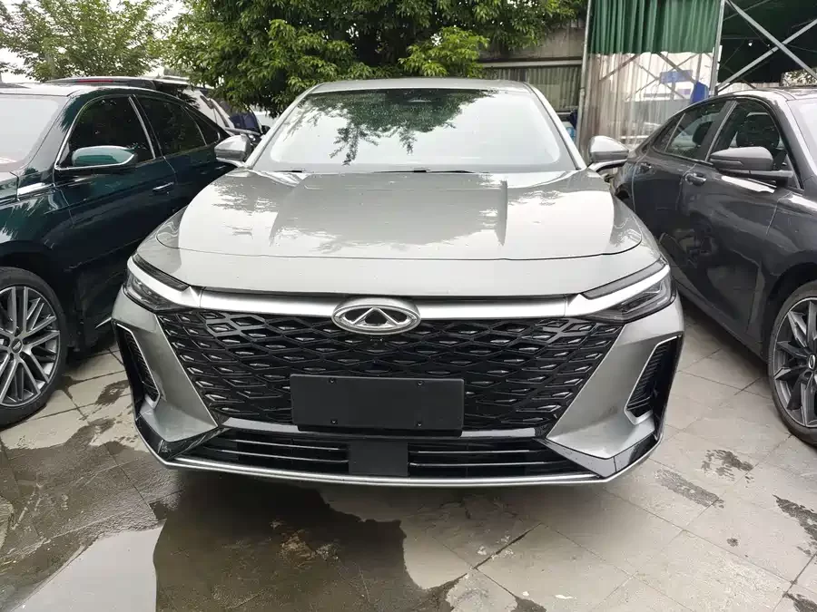 Chery Arrizo 8