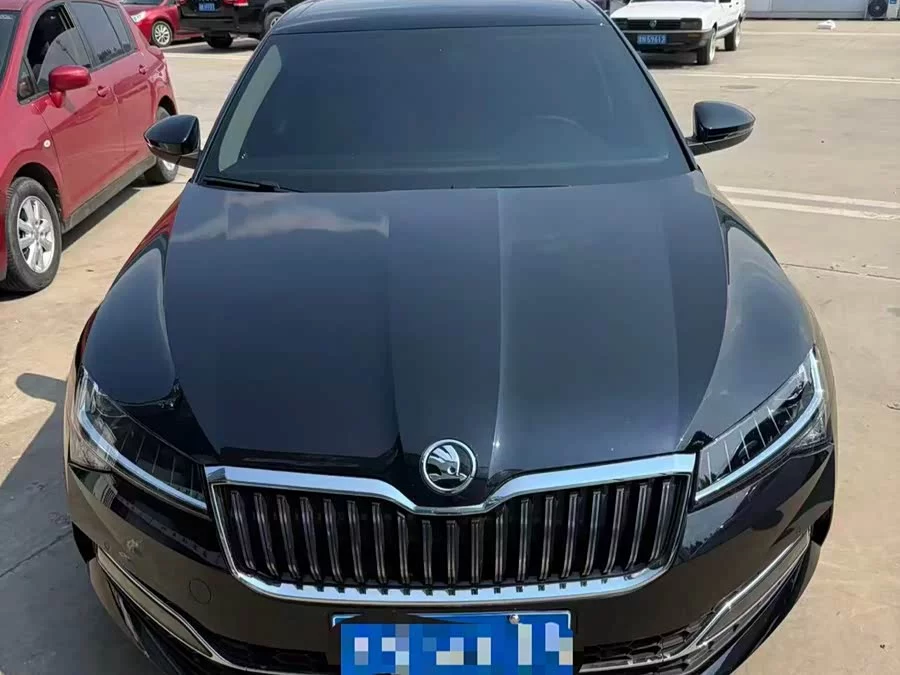 Skoda SuperB