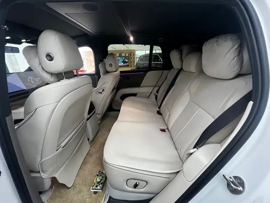 Li Auto i6