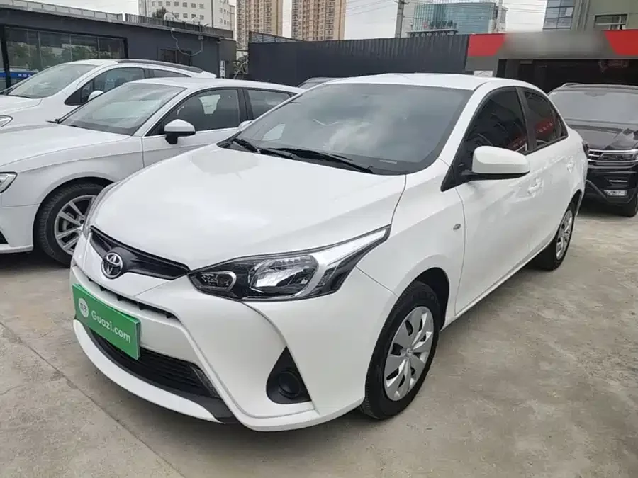 Toyota YARiS L Enjoy
