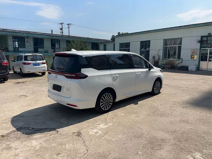 GAC Trumpchi M6
