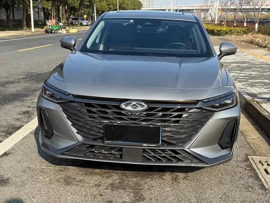 Chery Arrizo 8