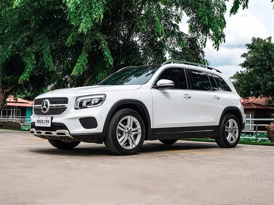 Mercedes Benz GLB