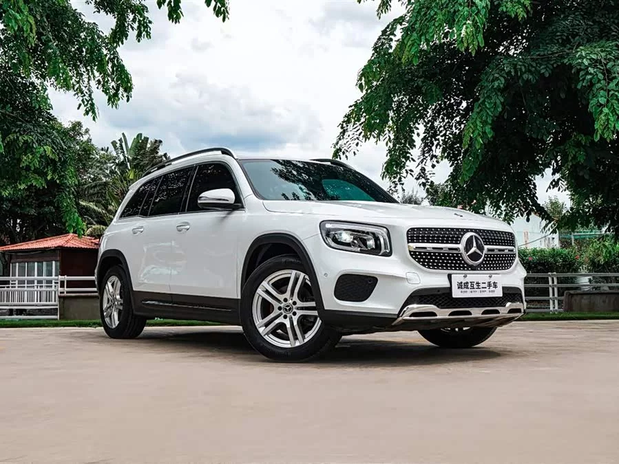 Mercedes Benz GLB