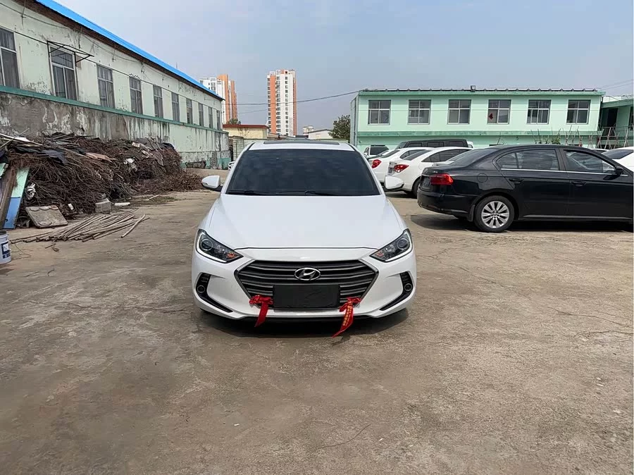Hyundai elantra