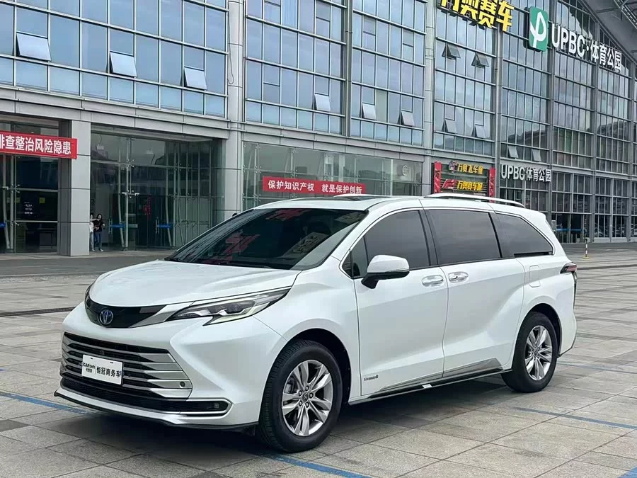 Toyota SIENNA