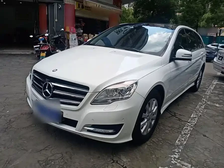 Mercedes Benz R-rated