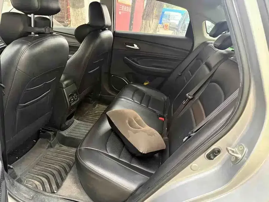 GAC Trumpchi GA4