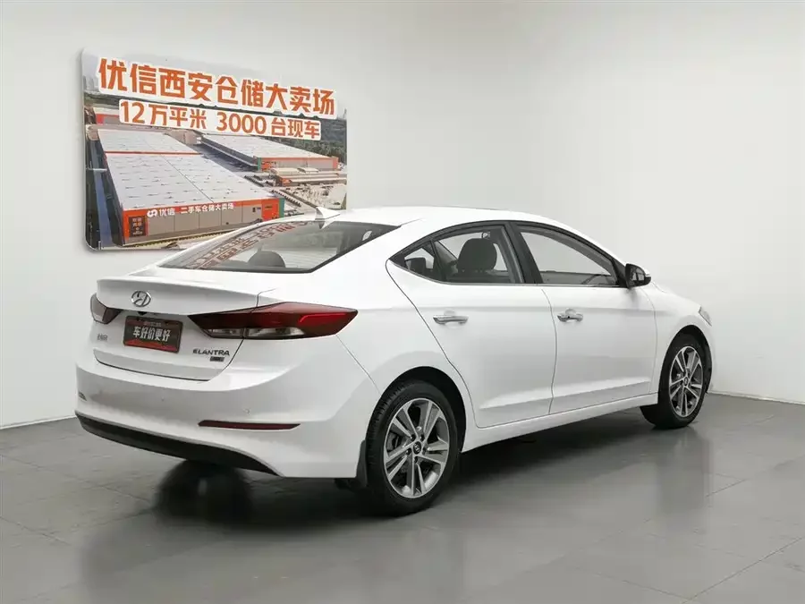 Hyundai elantra