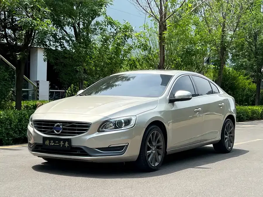 Volvo S60