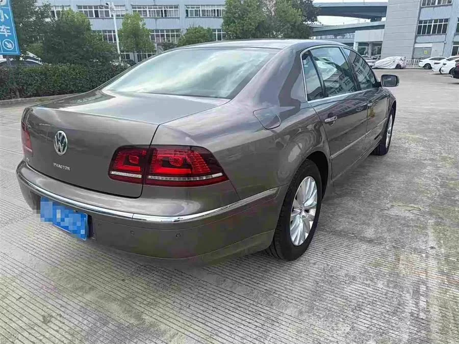 Volkswagen Phaeton / Phideon