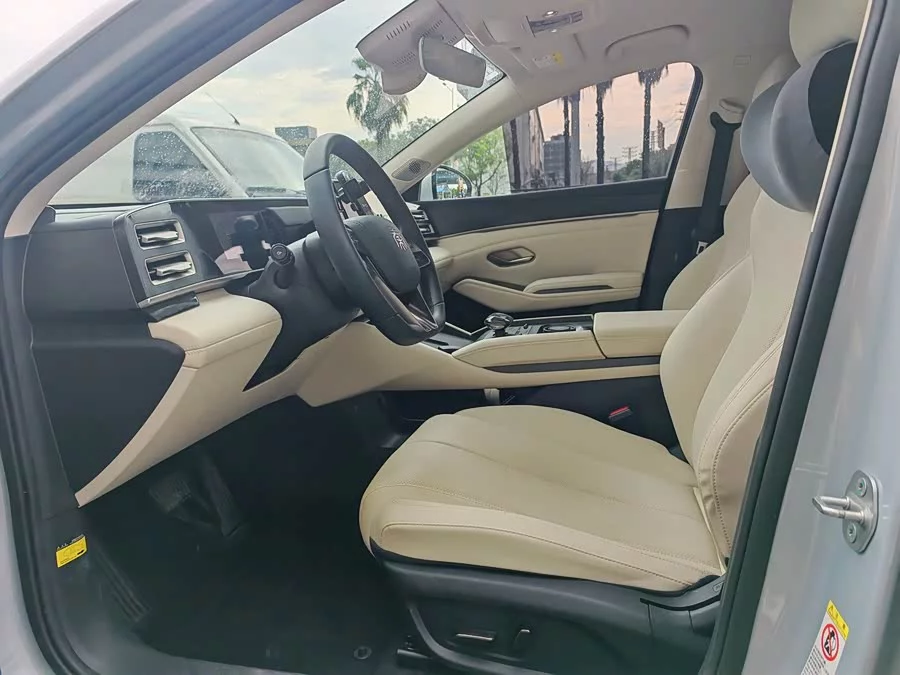 BYD Qin L
