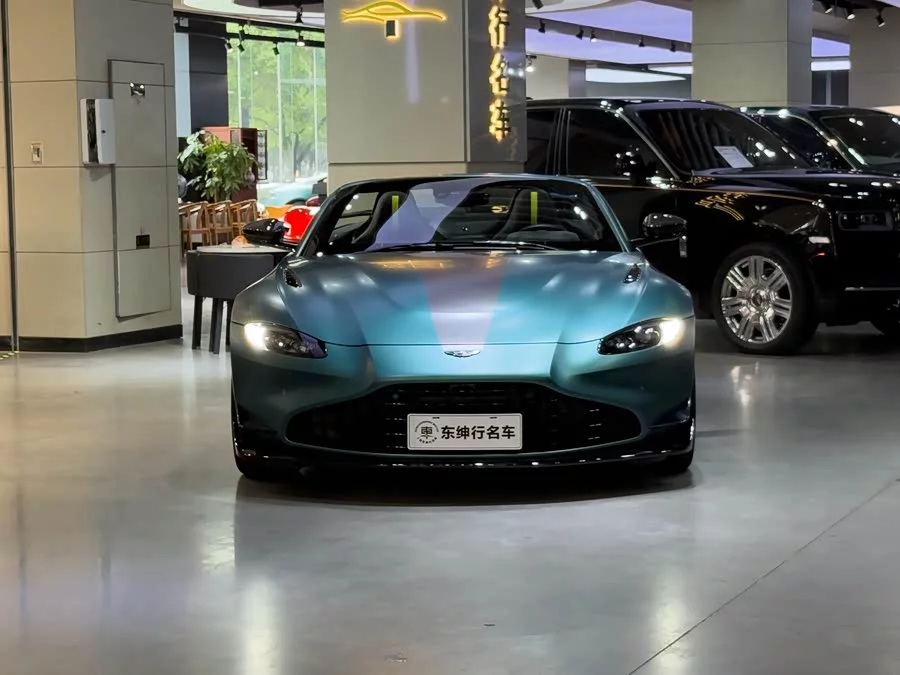 Aston Martin V8 Vantage
