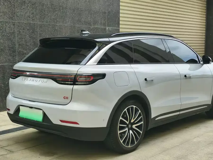 Leapmotor C11