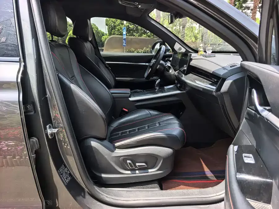 Roewe RX5MAX