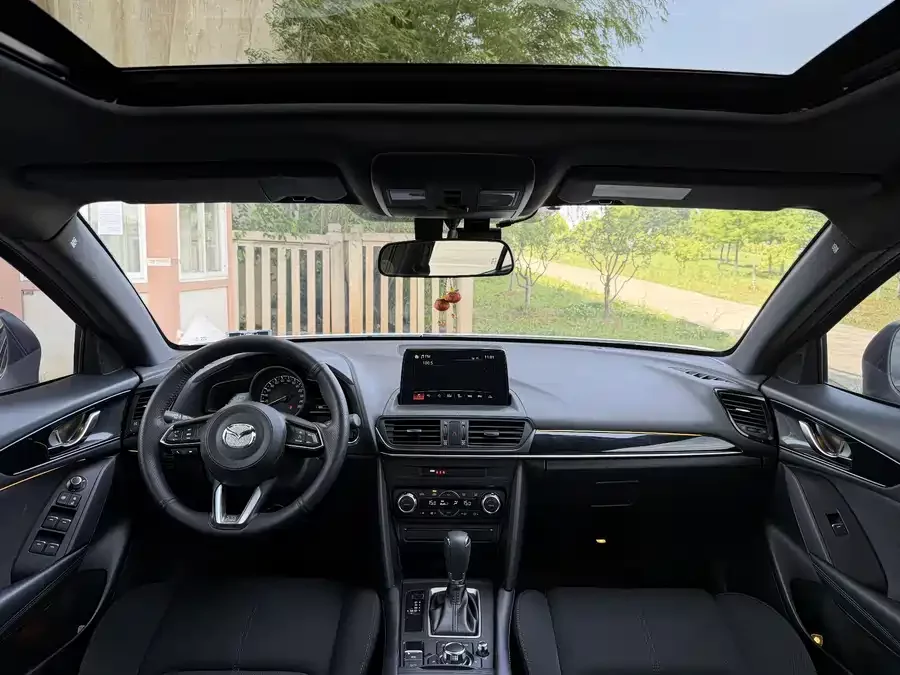 Mazda CX-4