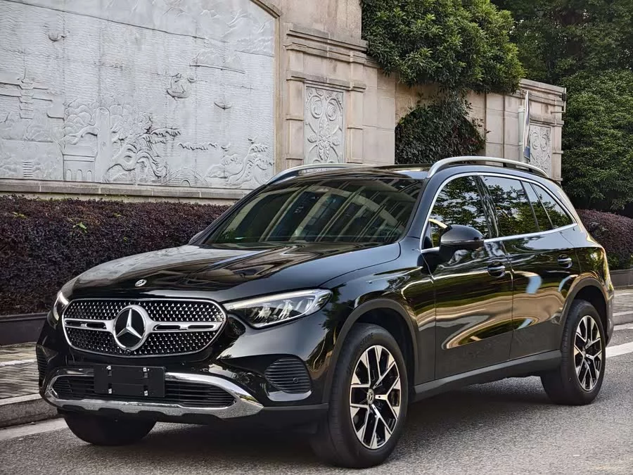 Mercedes Benz GLC