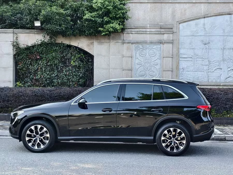 Mercedes Benz GLC