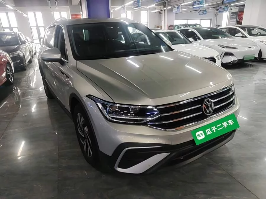 Volkswagen Tiguan L