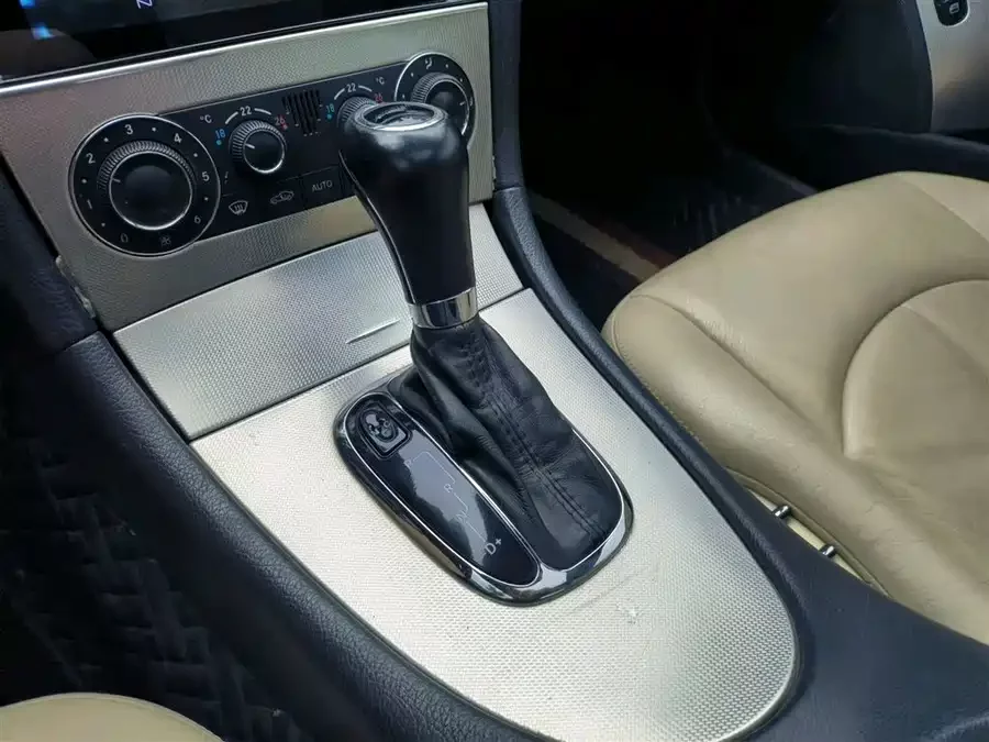 Mercedes Benz CLK level