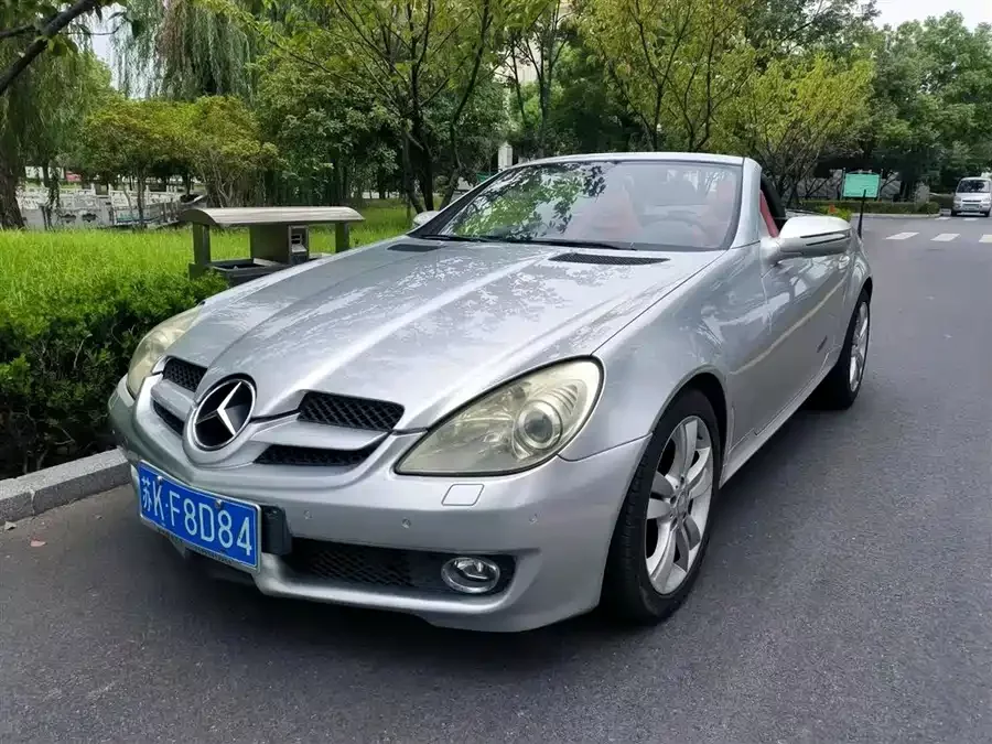 Mercedes Benz SLK-Class