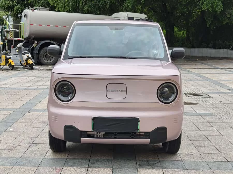 Geely Panda