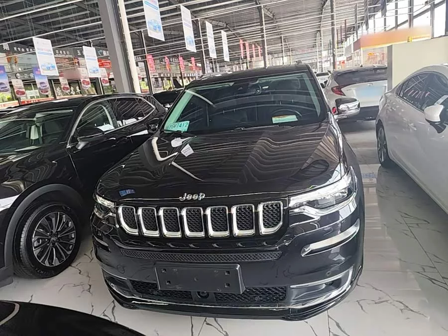 Jeep Commander