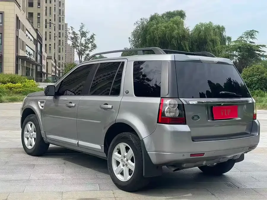 Land Rover Freelander 2