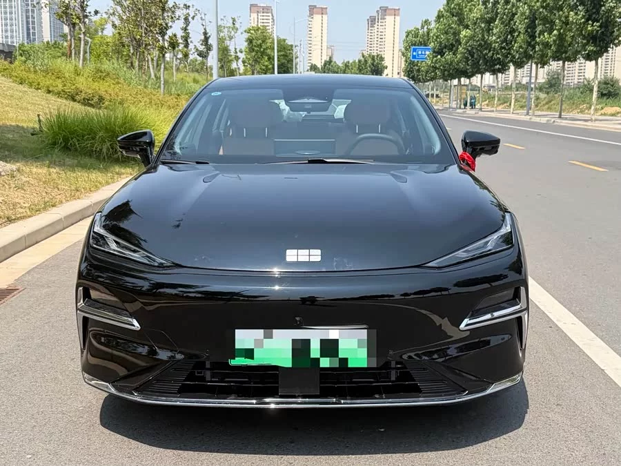 Geely Galaxy Star 8