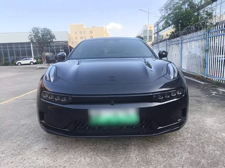 Zeekr 001