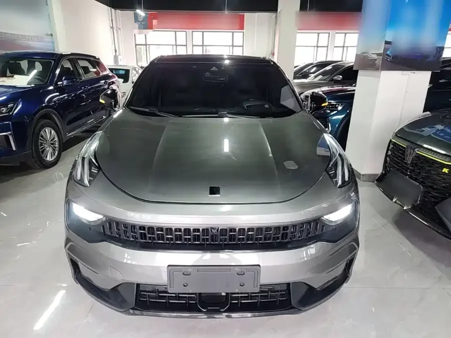 Lynk & Co 05