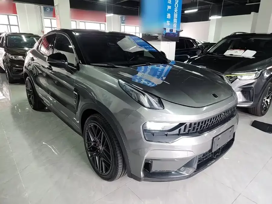 Lynk & Co 05