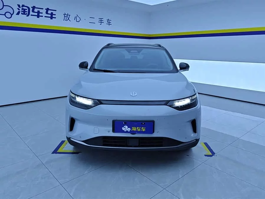 Leapmotor C11